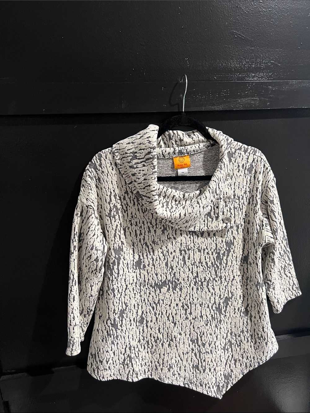 Ruby Rd. | Lightweight Sweater - Picture 2 of 13